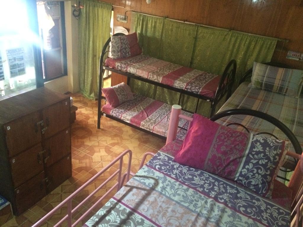 Lagrosa Backpackers Hotel Coron Exterior photo